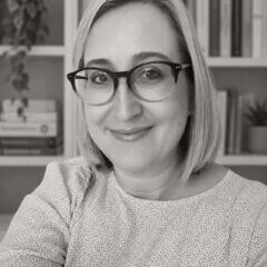 Laura Burt